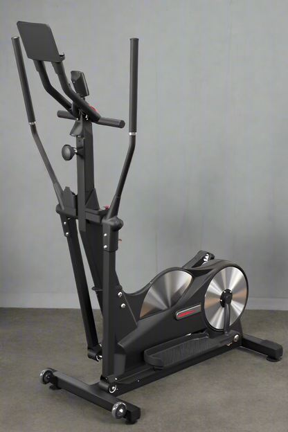 KEISER M5i Strider Elliptical Machine
